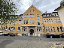 Die Schüler der Martin Schule haben uns eine Spende überreicht